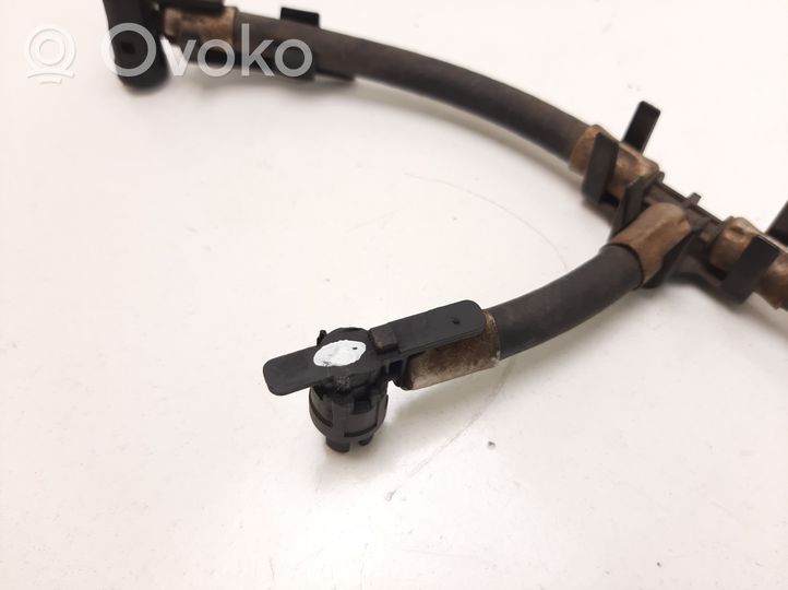 Toyota Auris 150 Linea/tubo flessibile di ritorno del carburante 2376033030