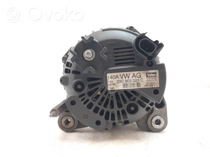 Volkswagen Touran I Generatore/alternatore 03C903023C