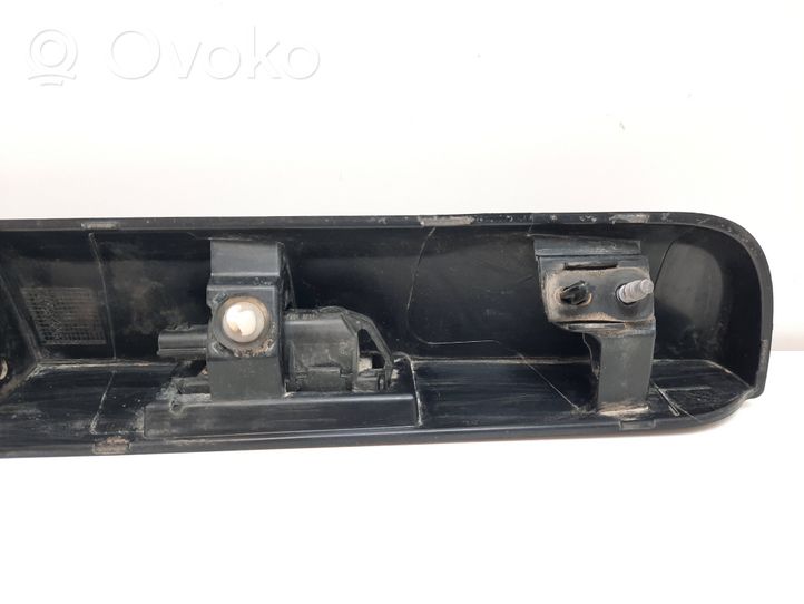 Opel Vivaro Trunk door license plate light bar 93867931
