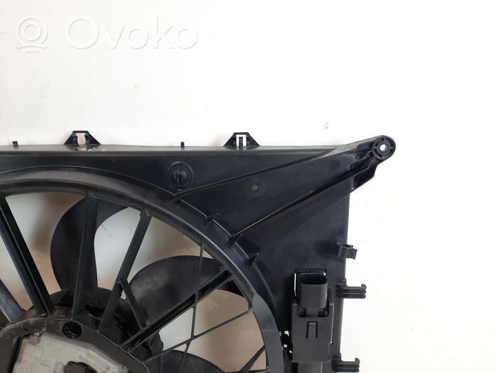 Volvo XC90 Elektryczny wentylator chłodnicy 31111543