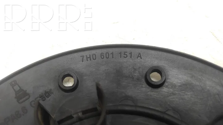 Volkswagen Transporter - Caravelle T5 R16 wheel hub/cap/trim 