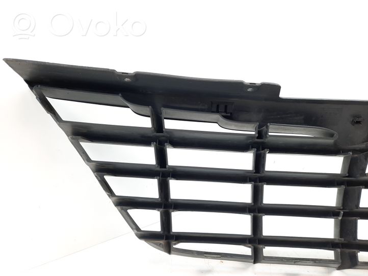 Chrysler Voyager Grille calandre supérieure de pare-chocs avant 04857960AA