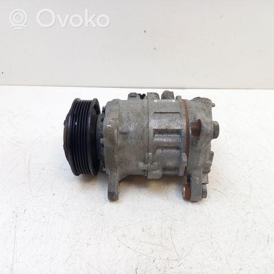 BMW 4 F32 F33 Compressore aria condizionata (A/C) (pompa) 9223695