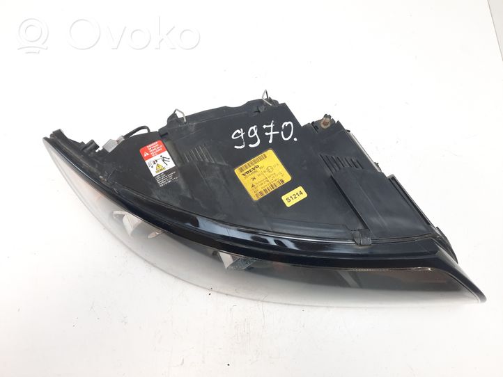 Volvo V50 Lampa przednia 30744682