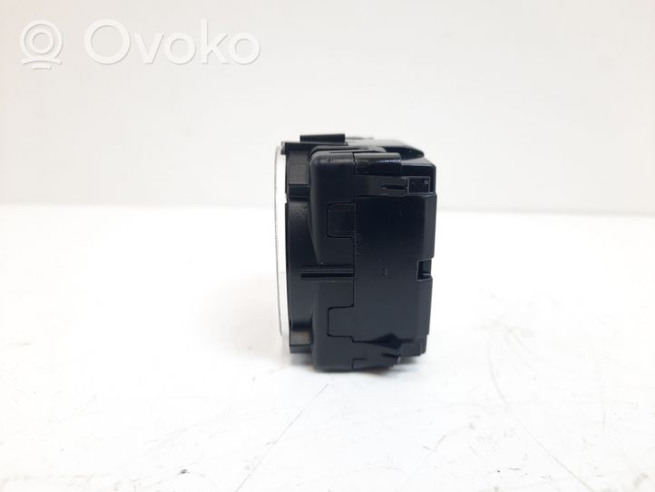 Volkswagen Passat Alltrack Horloge 3G0919204C