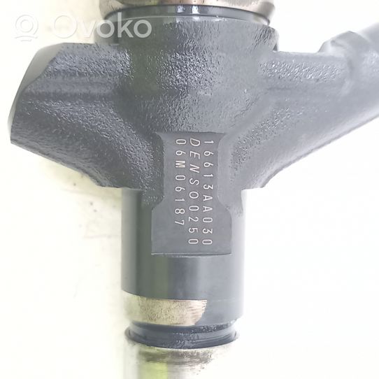 Subaru Outback Injecteur de carburant 16613AA030