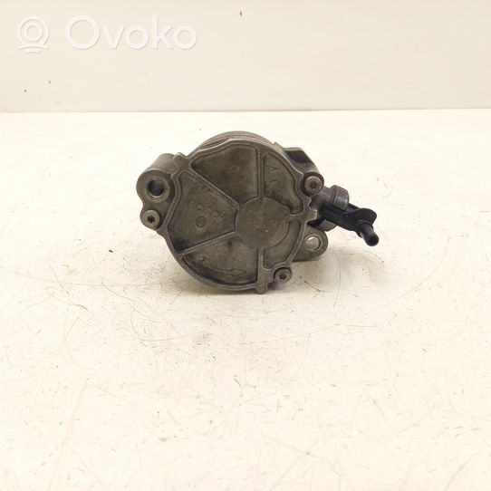 Mazda 3 I Pompe à vide D1561A