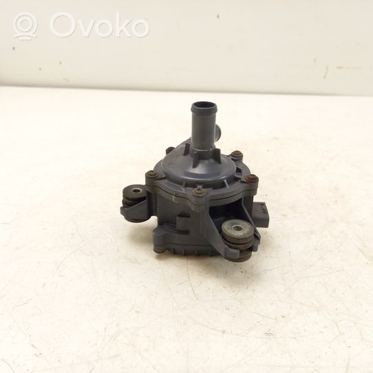 Toyota Prius (XW30) Pompe à eau de liquide de refroidissement G904048020