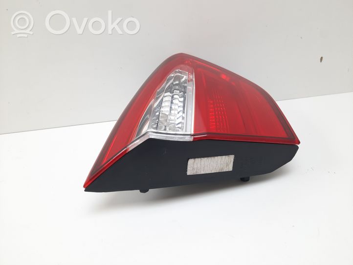 KIA Rio Tailgate rear/tail lights 