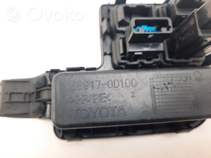 Toyota Yaris Zestaw przełączników i przycisków 589170D100