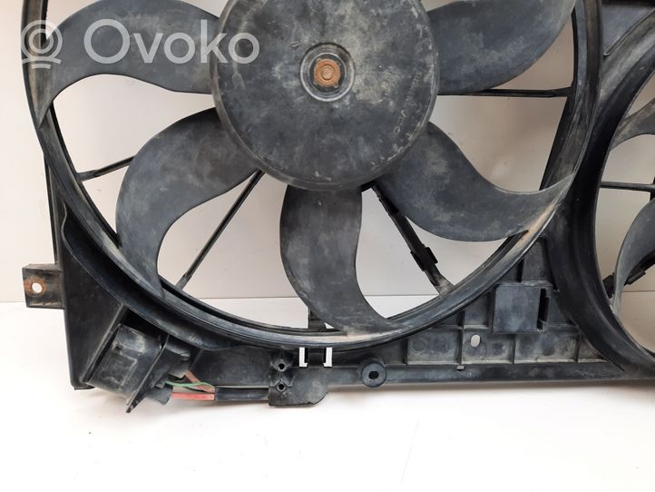 Volkswagen Touran I Juego de ventilador 1K0121207T