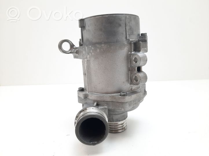 BMW 5 E60 E61 Water pump 70285120