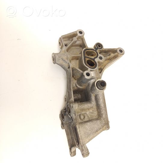 Skoda Rapid (NH) Support de filtre à huile 03F903143H