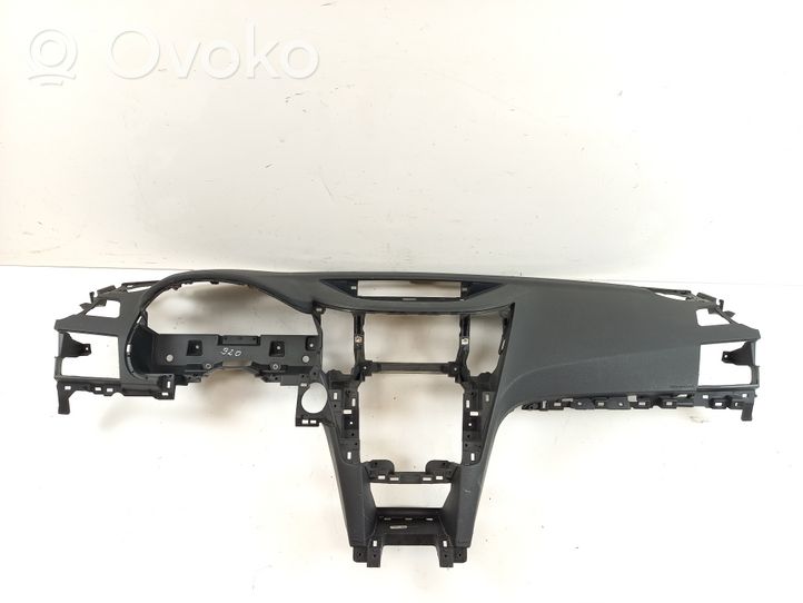 Subaru Legacy Tableau de bord 66204AJ010