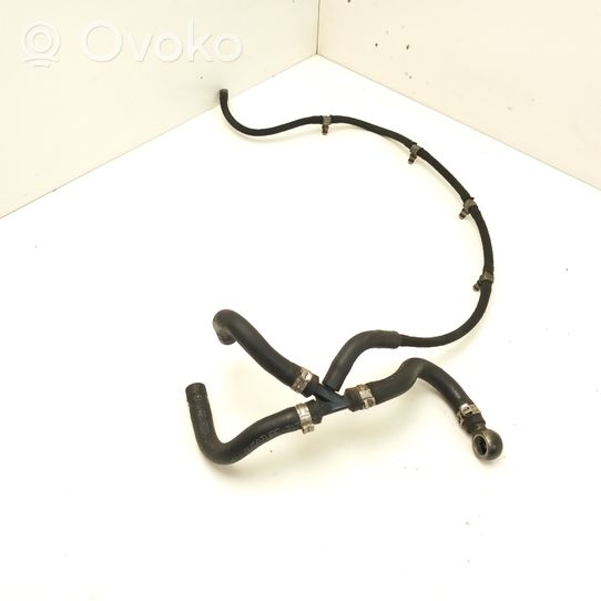 Volvo V70 Fuel return line/hose 30750916