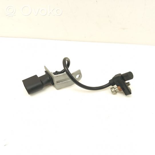 BMW X5 E70 Kloķvārpstas stāvokļa sensors 0281002477