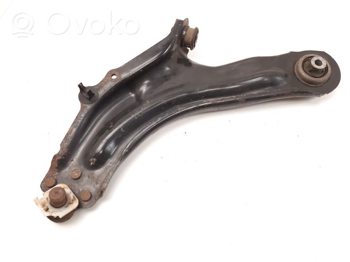 Mercedes-Benz Citan W415 Front lower control arm/wishbone 8200586561