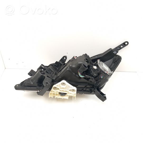 Nissan Navara D23 Phare frontale 01HCR01102A