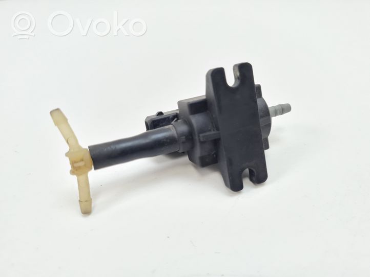 Opel Zafira C Turbo solenoid valve 70103902