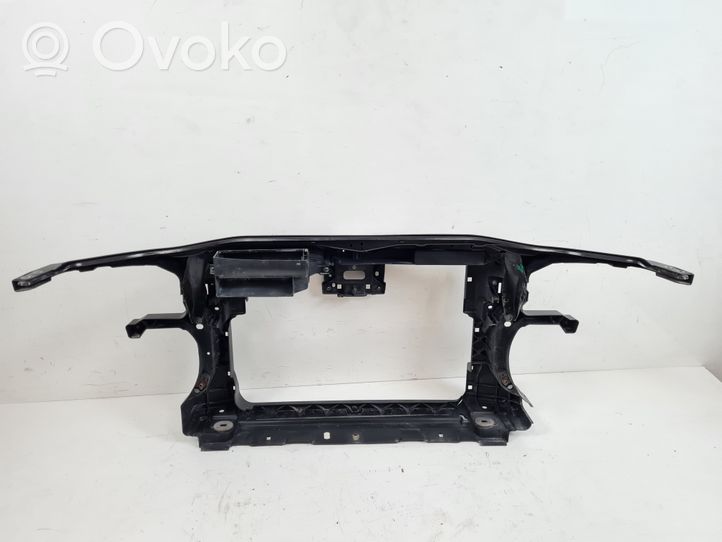 Volkswagen PASSAT B7 Support de radiateur sur cadre face avant 3AA805588D