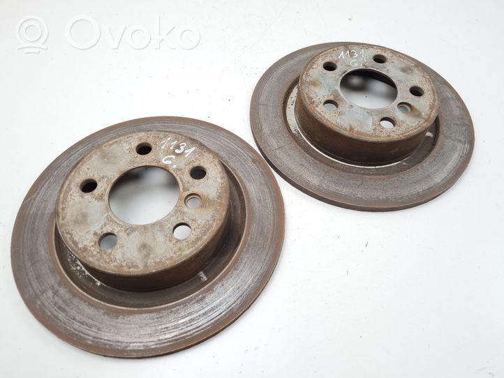 BMW 2 F46 Aizmugurējais bremžu disks 