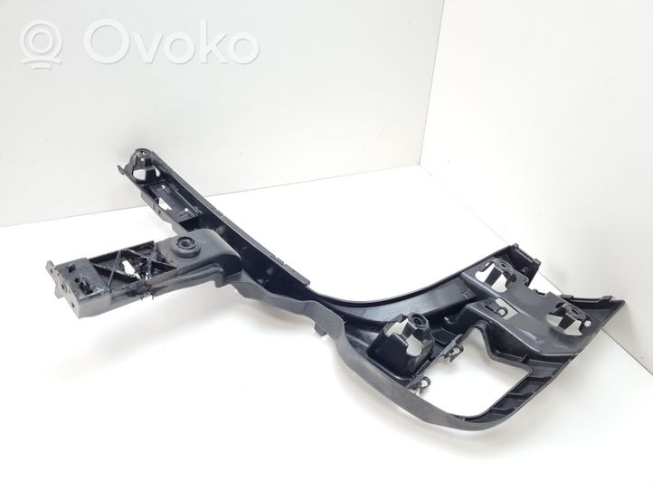 BMW 2 F46 Soporte de montaje del parachoques trasero 7387277