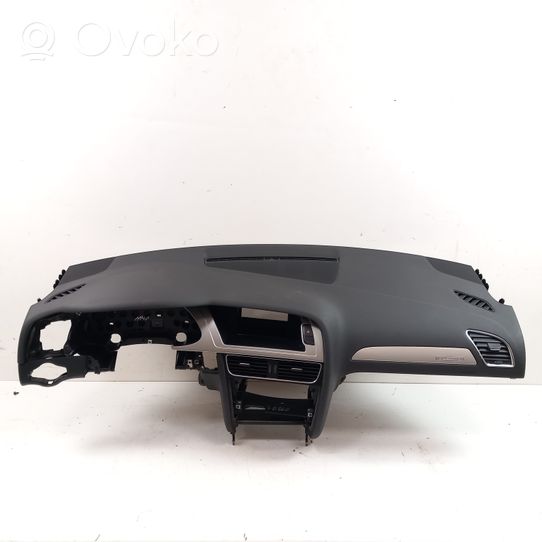 Audi A4 Allroad Dashboard 8K1857069