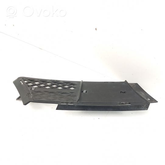 BMW 3 E90 E91 Front bumper lower grill 7134081