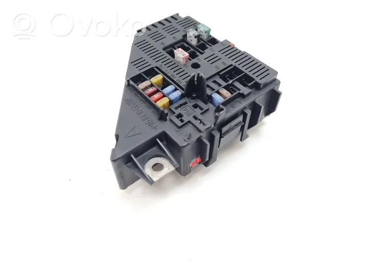 Volvo S90, V90 Sulakemoduuli 31665127