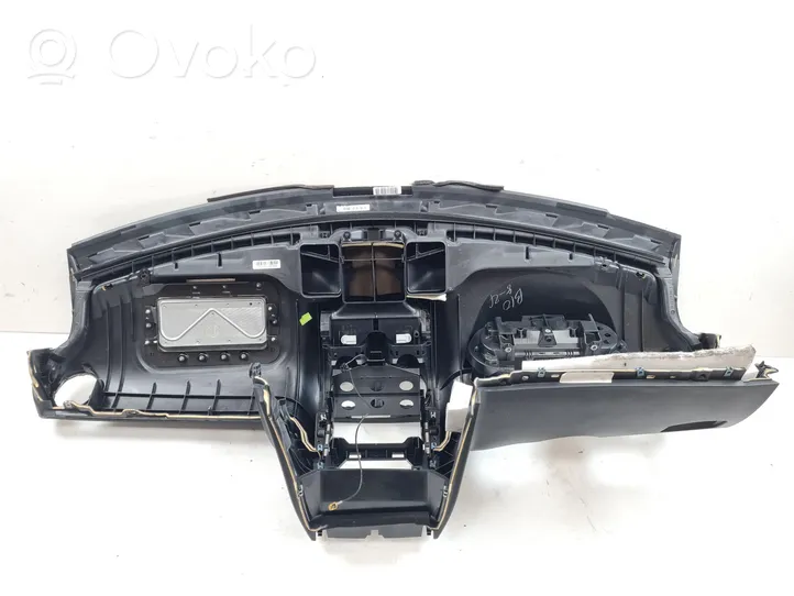 Mercedes-Benz GL X164 Dashboard A2518600805