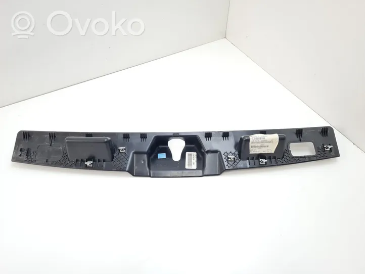 Mercedes-Benz GL X164 Rivestimento serratura portellone posteriore/bagagliaio A1647400130