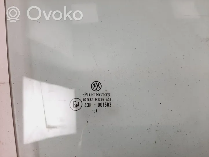 Volkswagen Amarok Etuoven ikkunalasi, neliovinen malli 