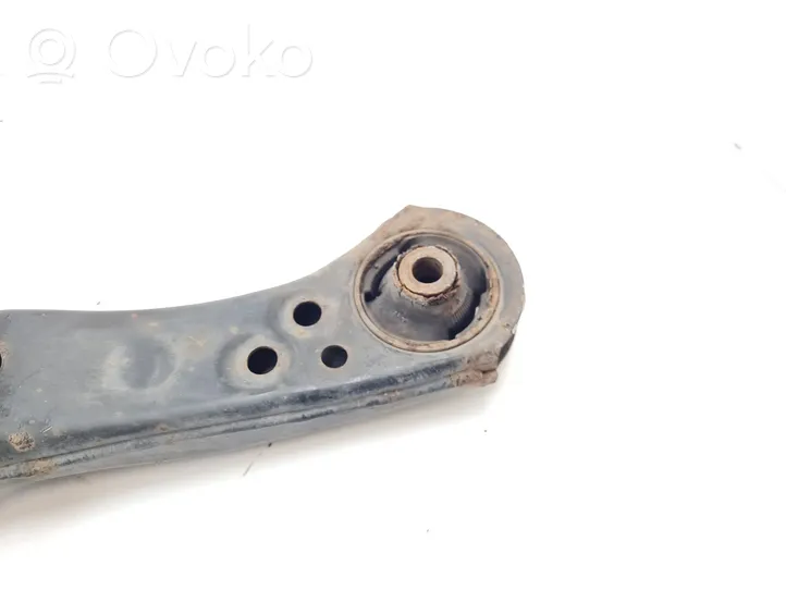 Toyota Prius (XW50) Front lower control arm/wishbone 