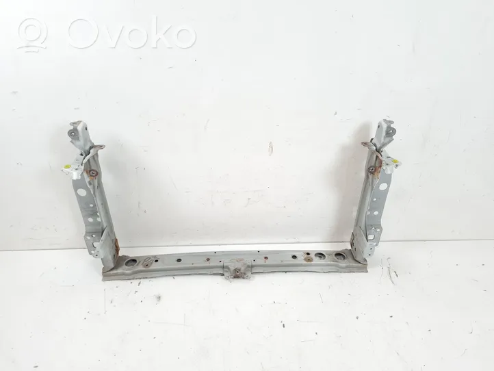 Toyota Prius (XW50) Traverse inférieur support de radiateur 