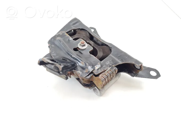 Toyota Prius (XW50) Engine mount bracket 