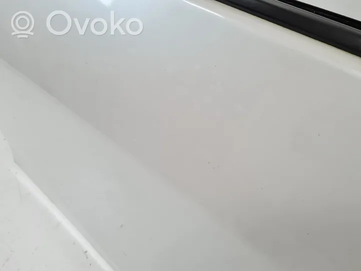 Toyota Prius (XW50) Front door 