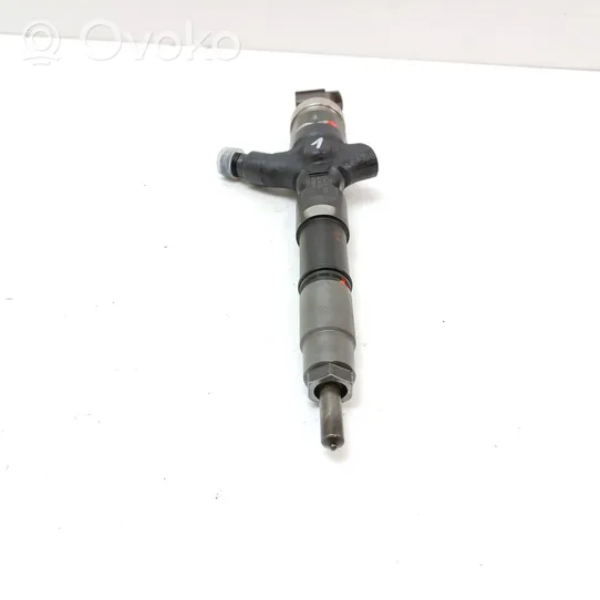 Toyota Hilux (AN10, AN20, AN30) Injecteur de carburant 2367030400