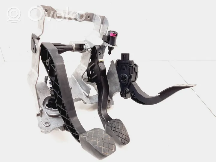 Audi A6 S6 C7 4G Pedal assembly 8K1721117