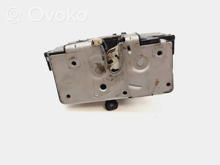 Opel Corsa D Front door lock 13258271