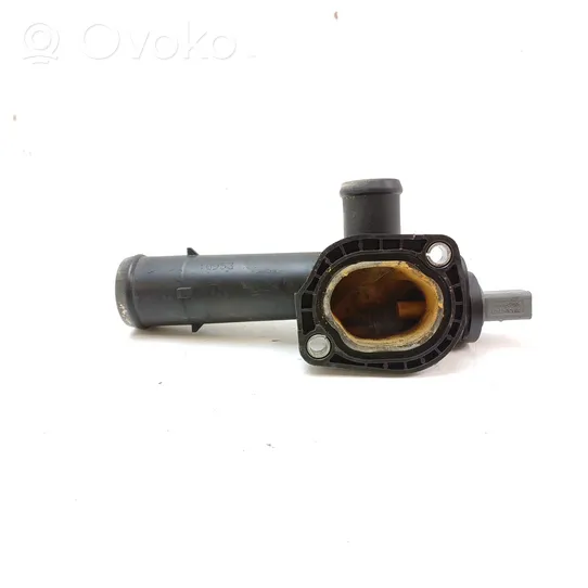 Volkswagen Amarok Engine coolant pipe/hose 03L121131M