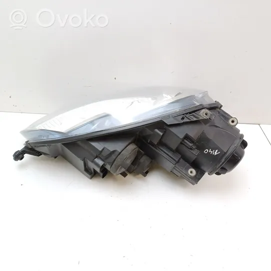 Volkswagen Golf V Lampa przednia 1K6941032