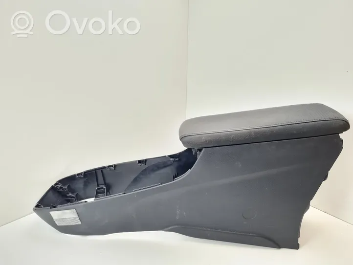 Toyota Prius (XW50) Armrest 5891147060