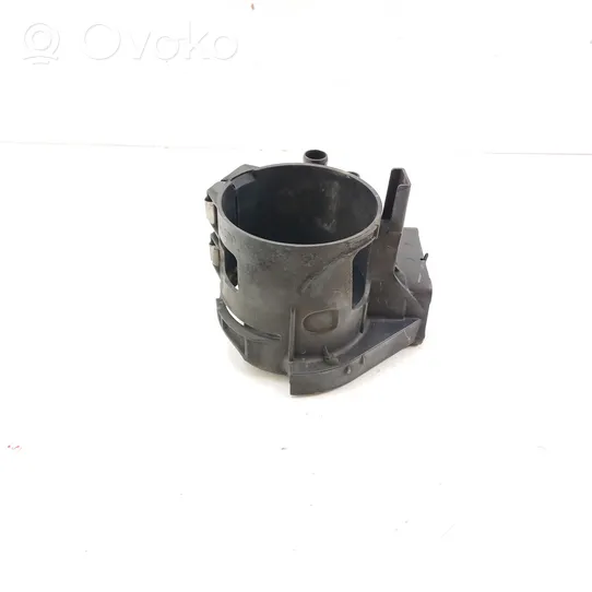 Mercedes-Benz Vito Viano W447 Staffa/supporto di montaggio del filtro carburante A6512001556