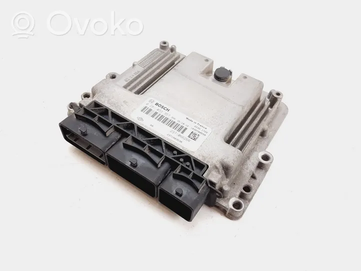 Renault Trafic III (X82) Sterownik / Moduł ECU 0281033357