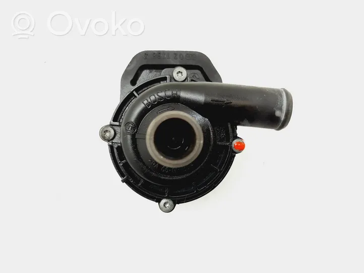 Mercedes-Benz GL X164 Pompe à eau de liquide de refroidissement A2118350028