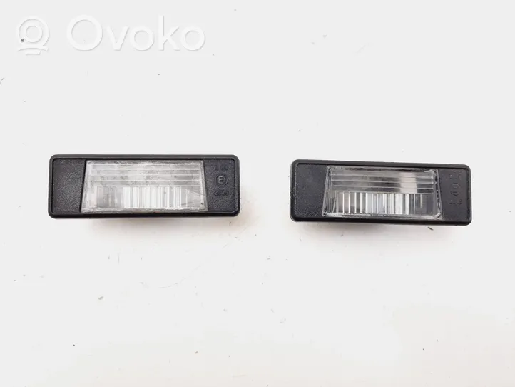 Nissan Qashqai Lampa oświetlenia tylnej tablicy rejestracyjnej 26510JD00A