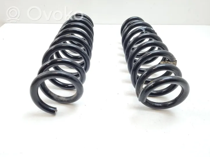 BMW 2 F22 F23 Rear coil spring 