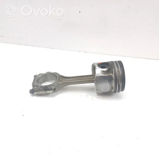 Volkswagen Transporter - Caravelle T4 Piston with connecting rod 