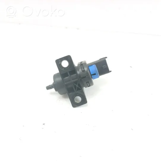 Chevrolet Orlando Turbo solenoid valve 25183381