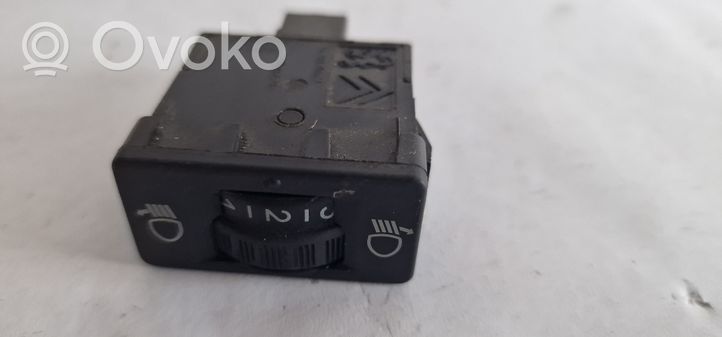 Citroen C3 Ajovalojen korkeuden säätökytkin 96661868XT